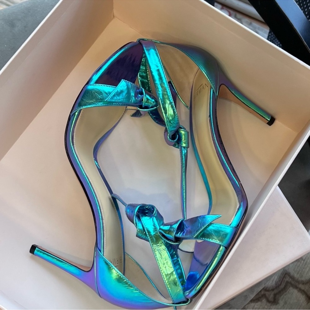 Alexandre Birman Clarita 85 mm Ocean Holographic Iridescent Sandal Heels - Picture 8 of 10
